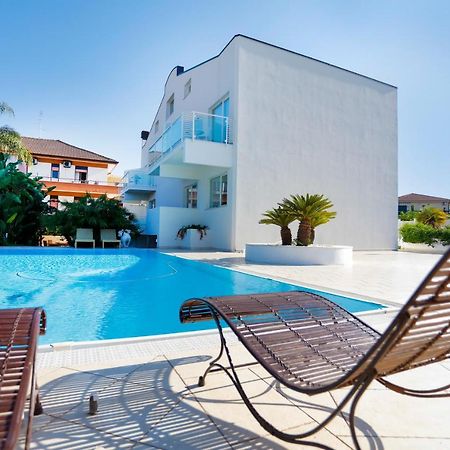 Aparthotel Path House - Etna & Sea View Riposto Exterior foto